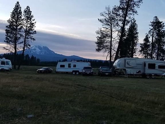 3rd image of 106 Lakeside Rd