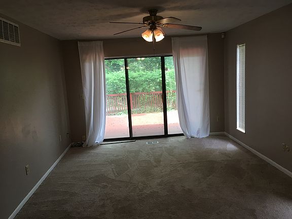 5th image of 2940 Asbury Ct