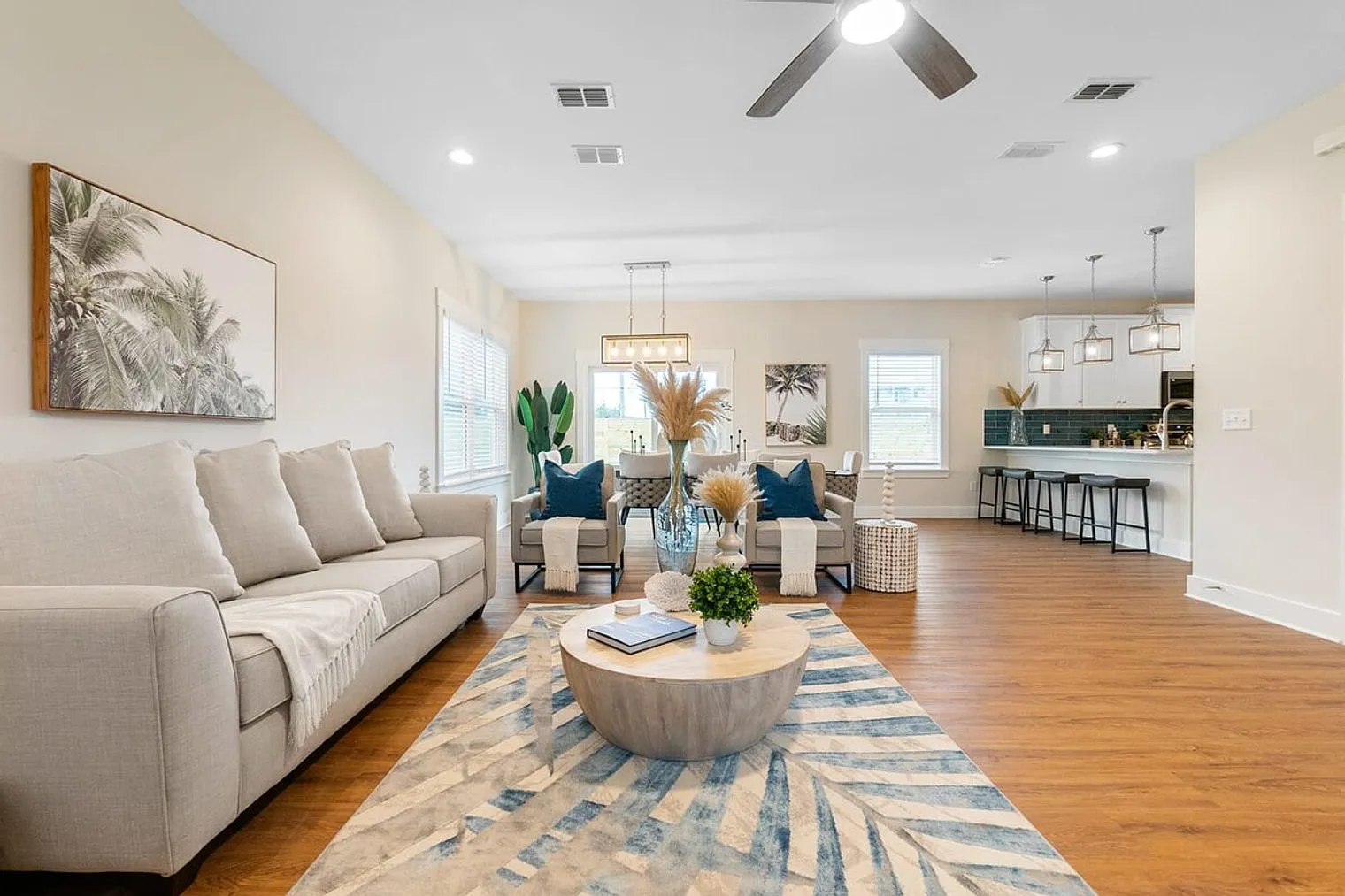 3 bed, 2.0 bath, 1689 sqft, $8,863 — Photo 1