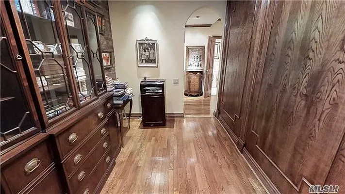 Sold by Prime Realty | media 3