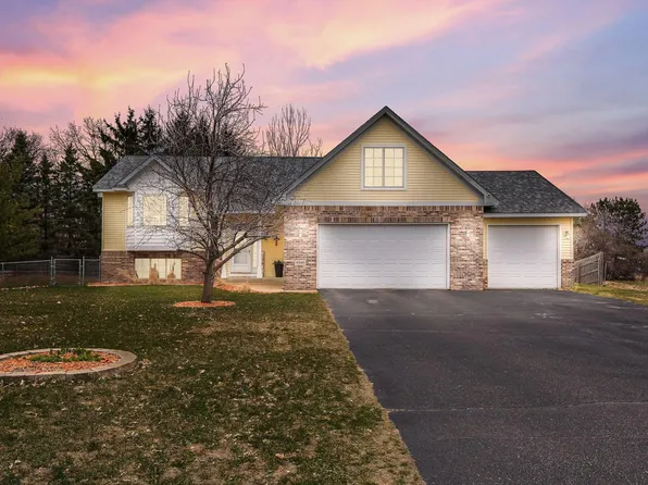 4946 259th Ct, Wyoming, MN 55092