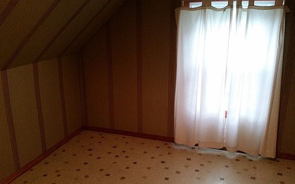 5th image of 812 N Prater Ave