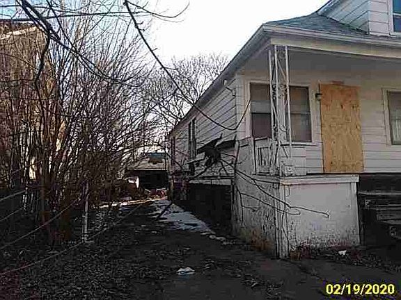 18704 Syracuse