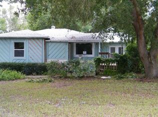 432 Rotary Pl NE, Saint Petersburg, FL 33703