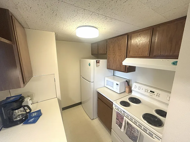 375 Endicott St N #308 — Photo 8