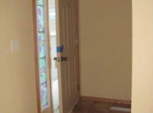 2197 Cleveland Way S, Cambridge, MN 55008