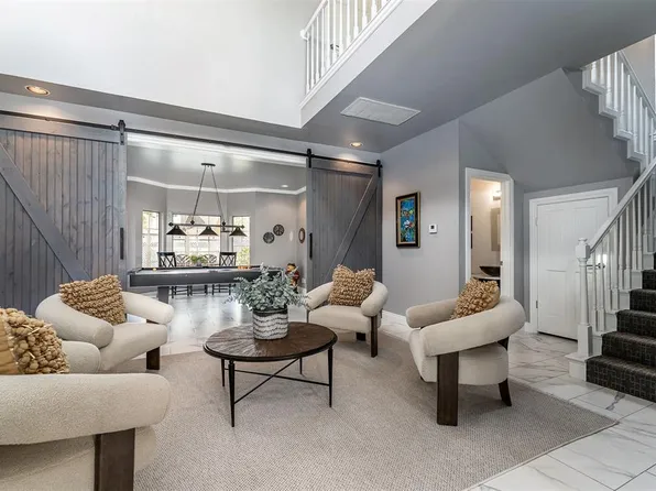 701 Inverary Dr, Edmond, OK 73025