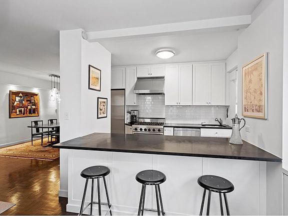 3rd image of 70 E 10th St APT 9R