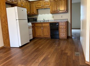 777 Cardinal Dr APT 7B, Webb City, MO 64870