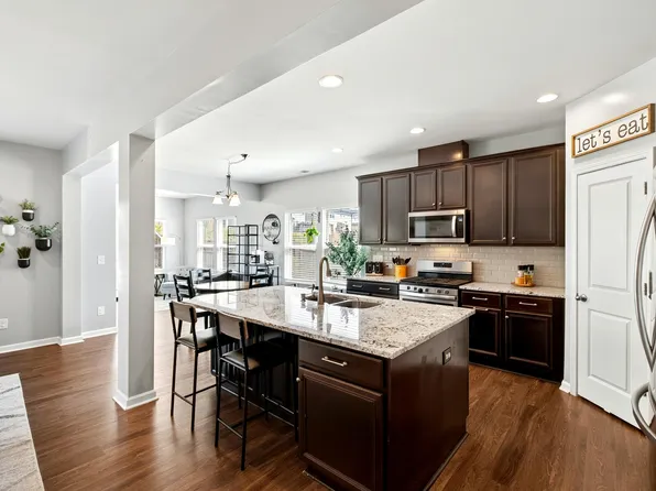 3413 Longleaf Estates Dr, Raleigh, NC 27616