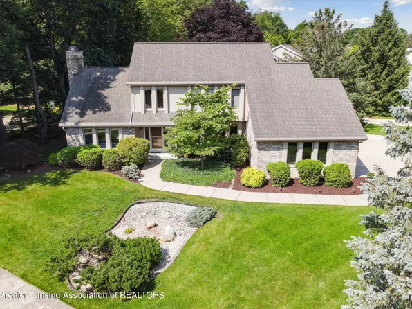 4335 Goldenwood Dr, Okemos, MI 48864