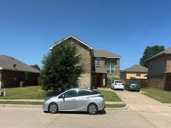 331 Eagles Dr, Krum, TX 76249