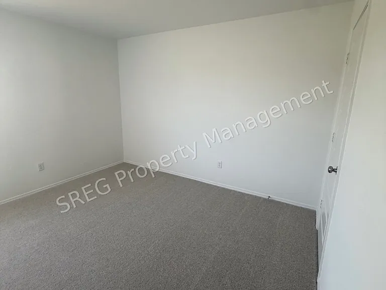 112 Powder River Dr — Photo 7