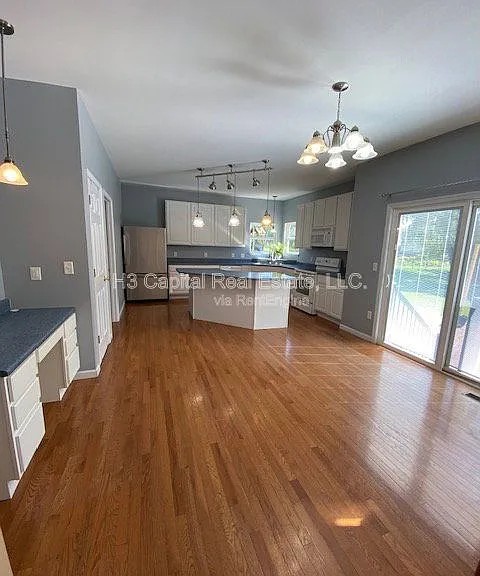 2209 Tigers Way — Photo 10