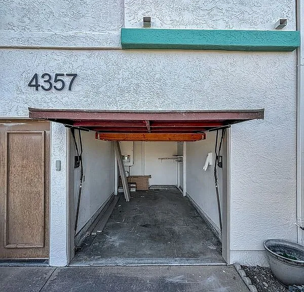 4357 Cleveland Ave #201 — Photo 22