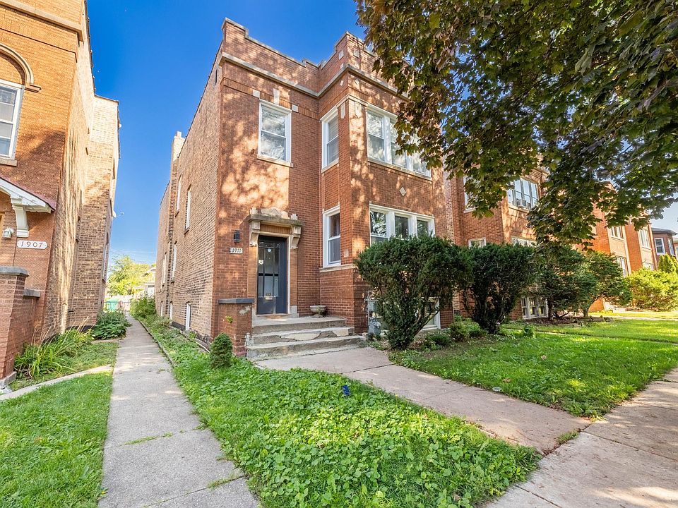 1st image of 1911 Clarence Ave Unit 2