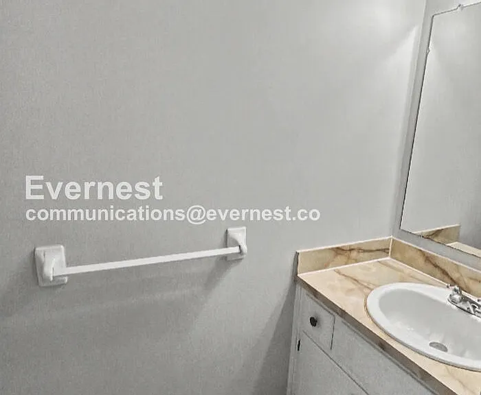 2463 Hampstead Dr — Photo 11