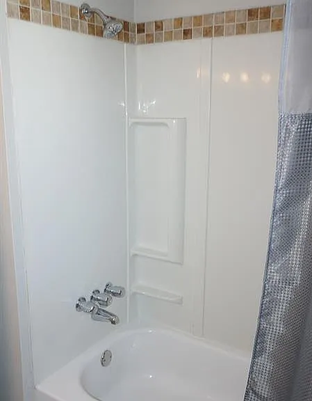 314 Fairgrove St — Photo 12