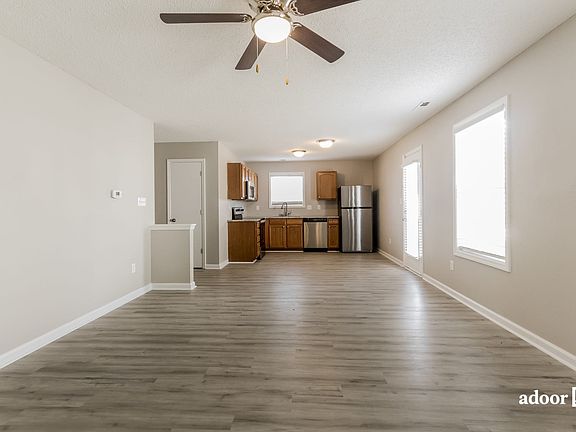 2nd image of 2415 Woodfield Blvd