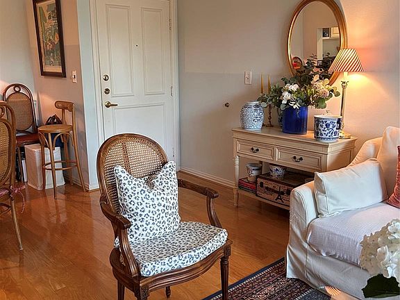 5th image of 2111 Welch St APT A220