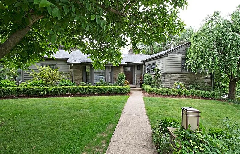 1316 Terrace Dr photo 1
