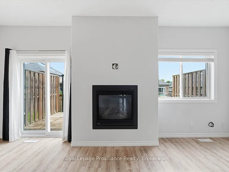 16 Ledgerock Ct — Photo 12