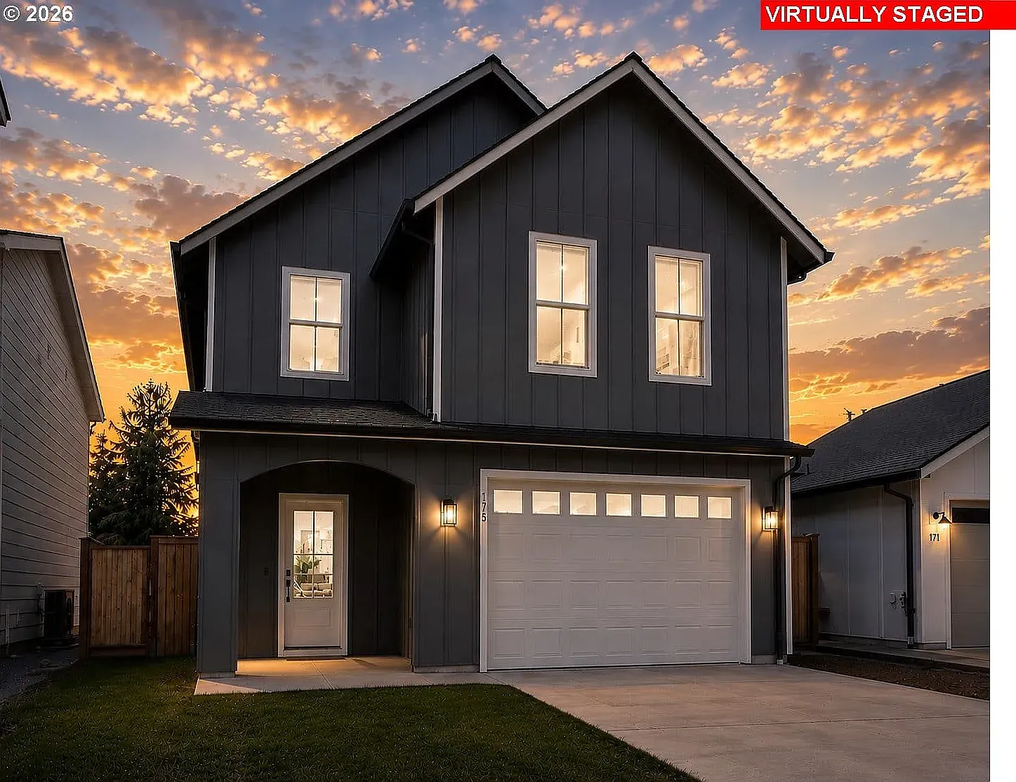 4 bed, 2.5 bath, 1880 sqft, $3,000 — Photo 1