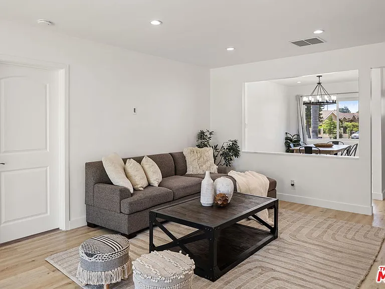 12801 Friar St — Photo 28