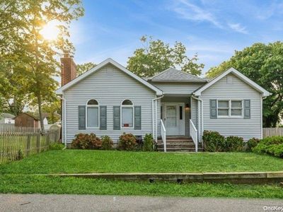 16 Robin Road, Rocky Point, NY, 11778