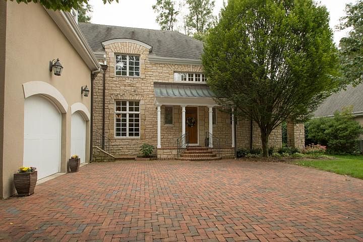 1st image of 7845 Calverton Sq
