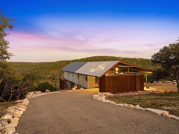 4th image of 2037 Wolf Creek Ranch Road
