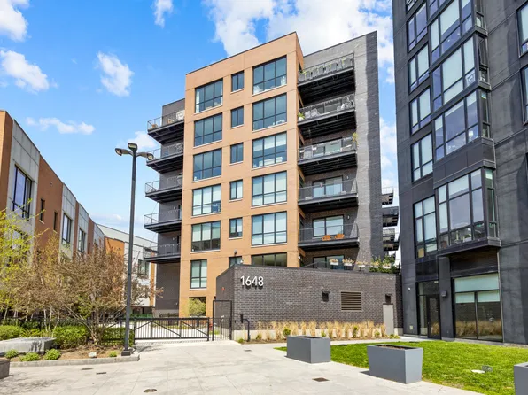 1648 W Division St Unit 504, Chicago, IL 60622