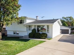 1416 Burry St, Joliet, IL 60435
