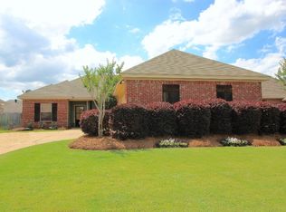 909 Caitlin Cv, Brandon, MS 39047