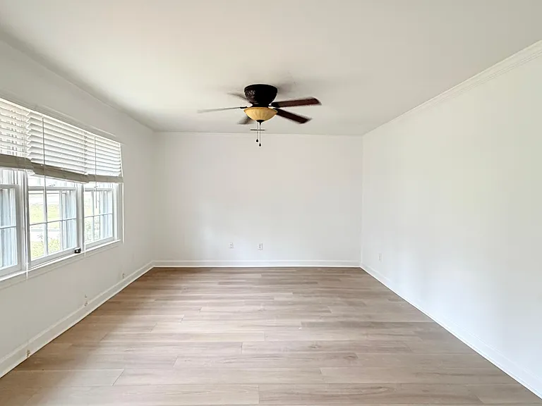 4411 Green Bay Trl — Photo 13