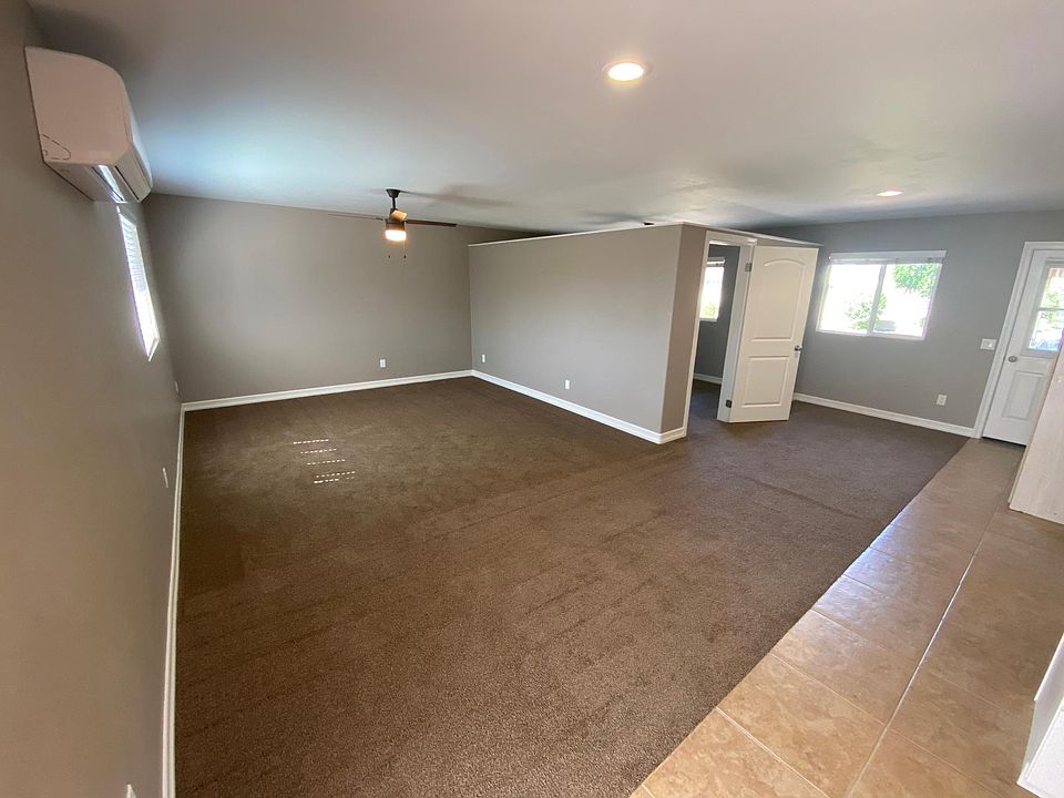 1st image of 565 Las Flores Dr