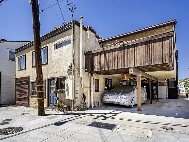 805 N Bay Front — Photo 48