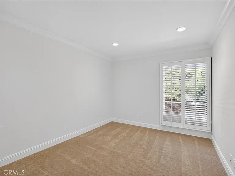 32201 Sea Island Dr — Photo 51