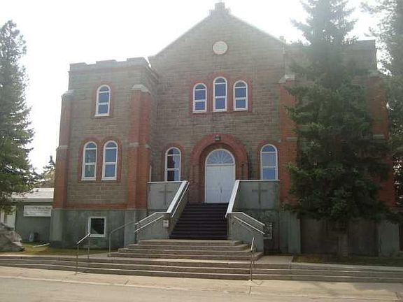 5th image of 2 Trochu Ave