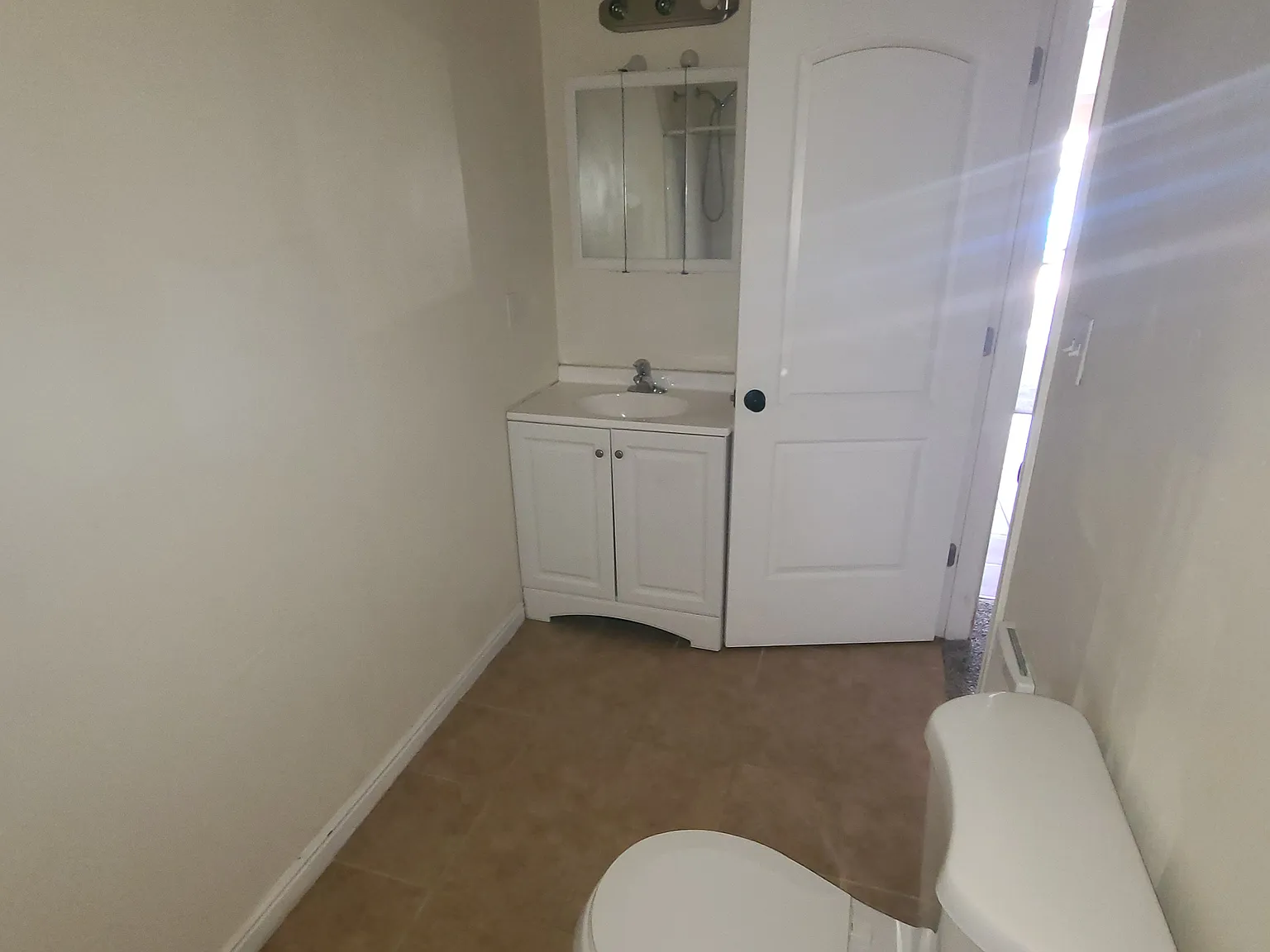 1 bed, 550 sqft, $900 — Photo 4