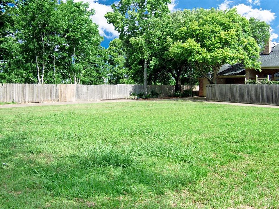 1st image of 4743 Lake Village Dr