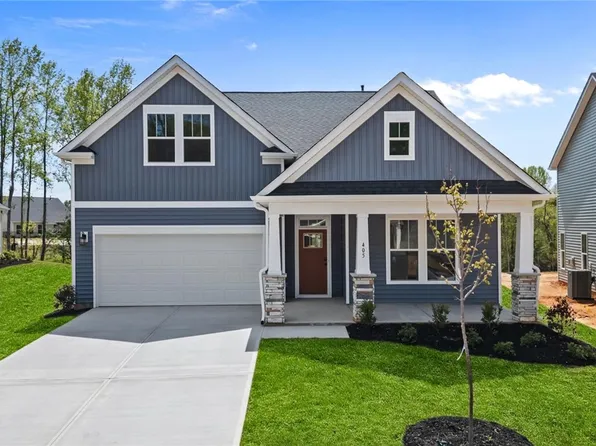 405 Briggs Dr, Easley, SC 29642