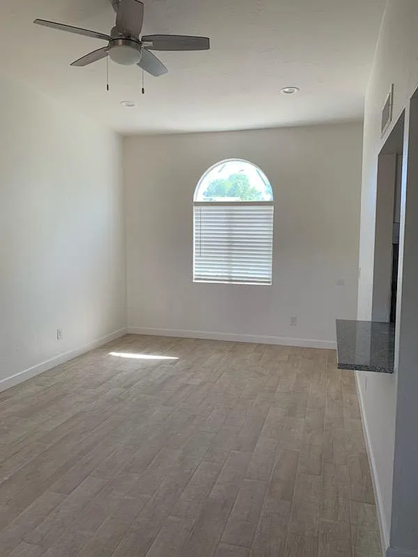 2 bed, 800 sqft, $1,395 — Photo 2