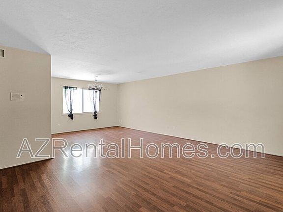 4th image of 1622 E Coronado Dr