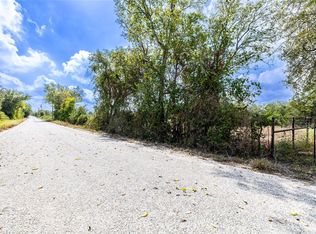 287 Sunset Trl, Luling, TX 78648