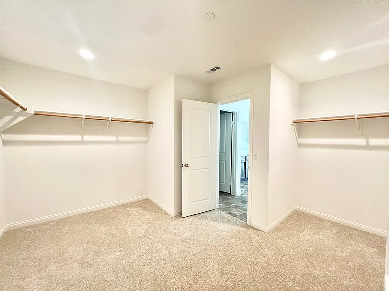 8429 Anthony St — Photo 25