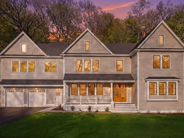 8 Priscilla Ln, Winchester, MA 01890