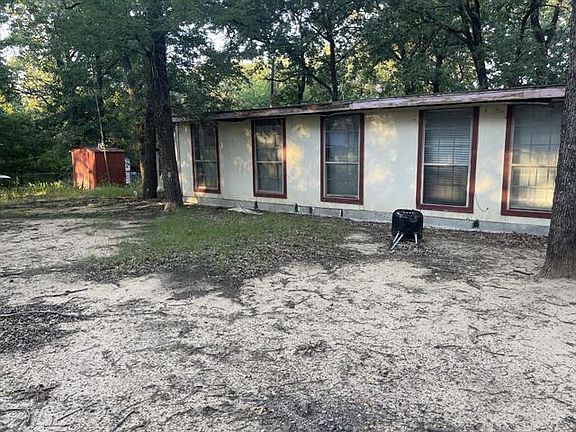 4th image of 624 Lakeshore Dr