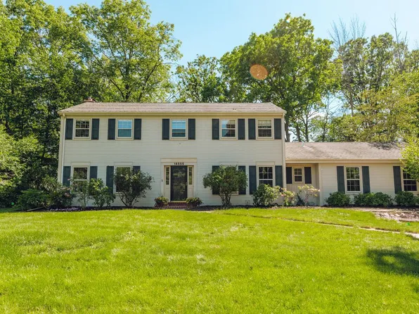 14555 Woodridge CIRCLE, Brookfield, WI 53005