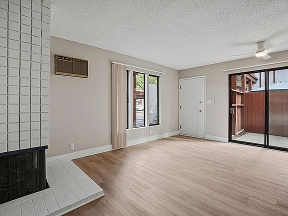 5th image of 330 Golf Club Rd #2
